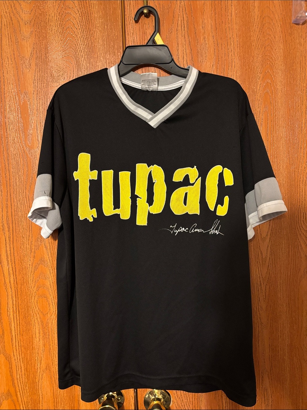 Tupac jersey Graphic Short-Sleeve Men's Shirt with Yellow Text
